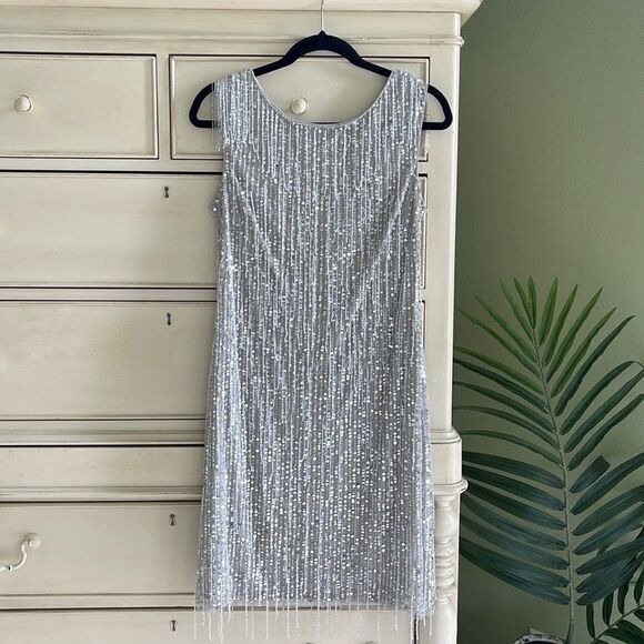 Aidan Mattox Dresses & Skirts - Aidan Mattox cocktail dress with sequins and beads size 10